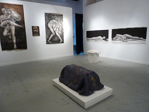 Tomb�(e)s d'Amour / Love Fallen